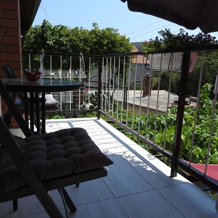 Apartment Antonela Slatine Bagian luar foto