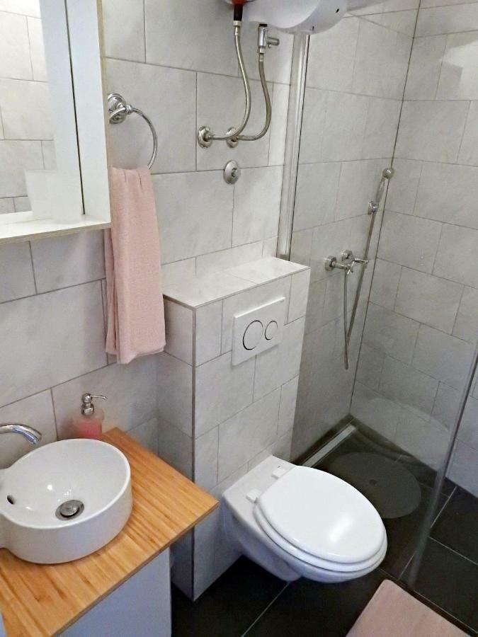 Apartment Antonela Slatine Bagian luar foto