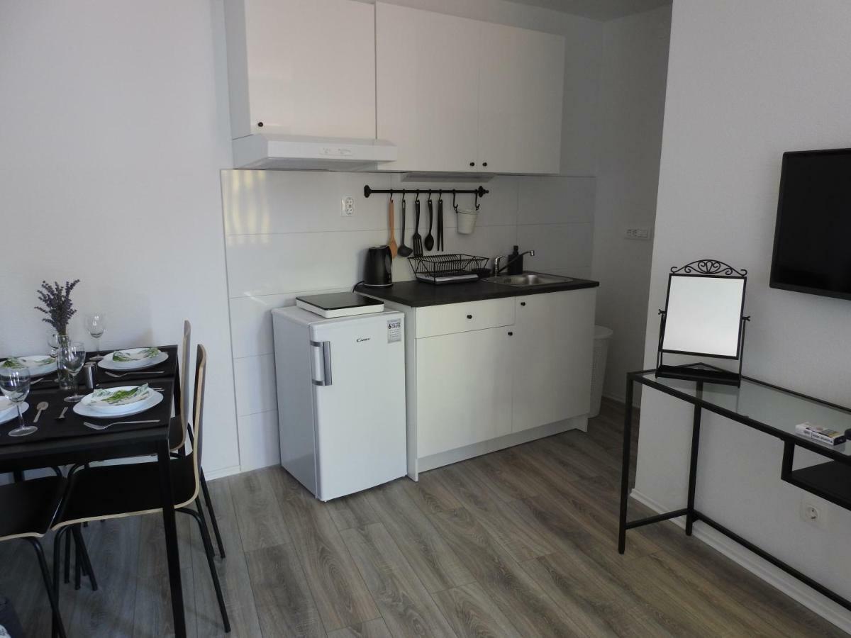 Apartment Antonela Slatine Bagian luar foto