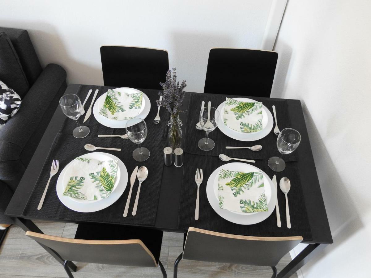 Apartment Antonela Slatine Bagian luar foto